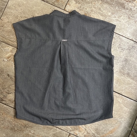 NWOT Figs XS Graphite scrub set - Picture 8 of 8